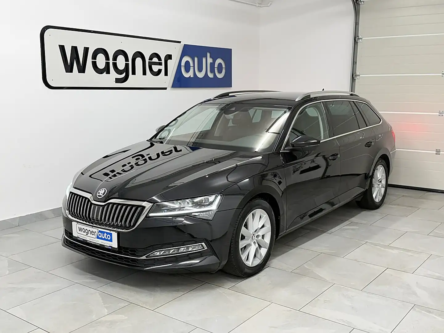 Skoda Superb Kombi 2,0 TDI Style DSG. Matrix LED/ACC/Navi/AH... Schwarz - 2