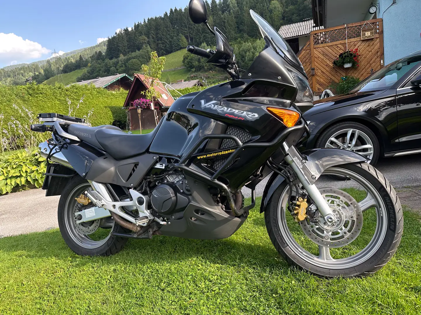 Honda Varadero 1000 ABS Schwarz - 1