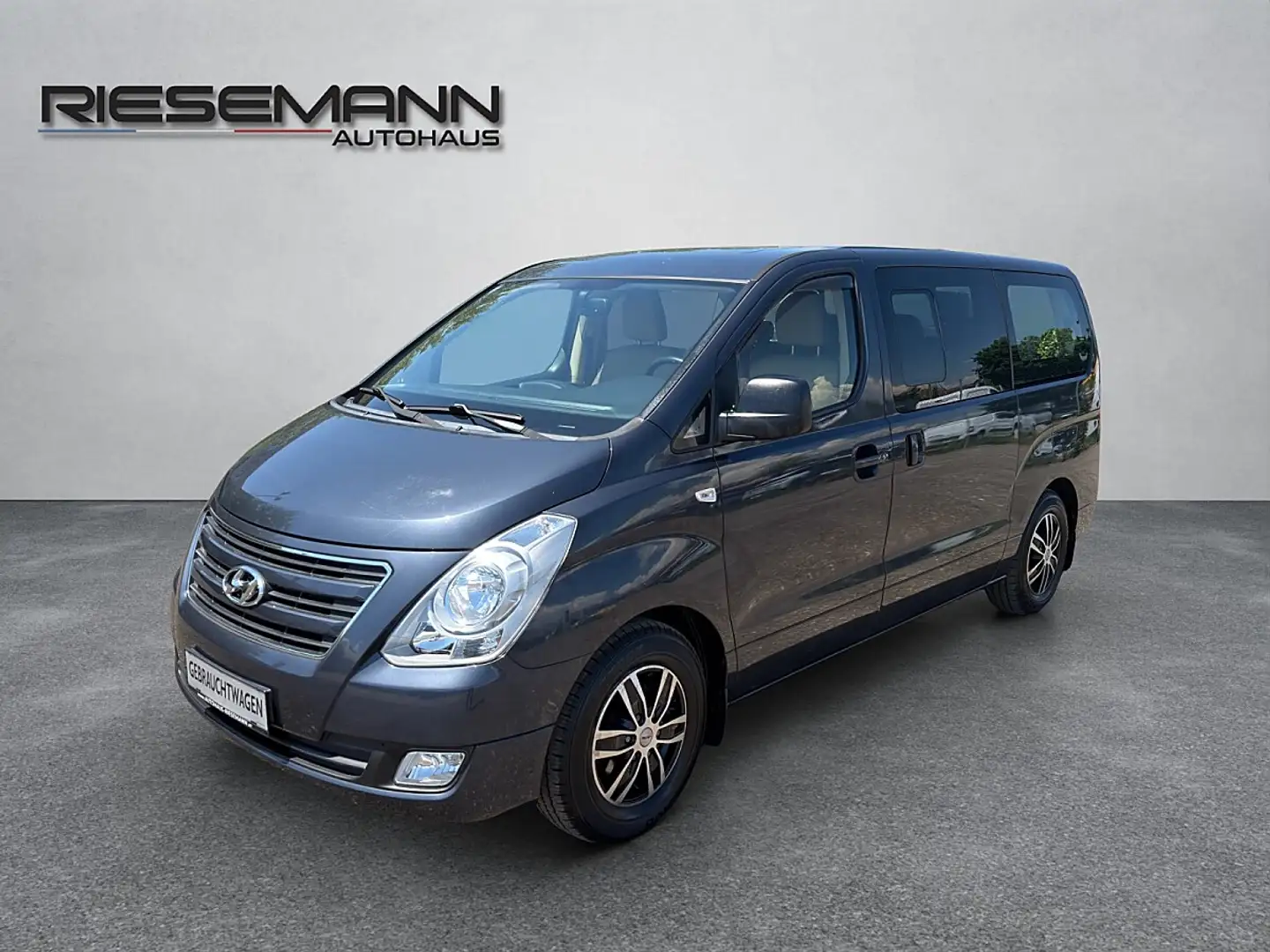 Hyundai Starex 2,5 CRDi Level 2 Aut. Blau - 1