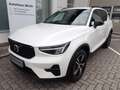 Volvo XC40 B3 Plus Dark Aut. /Pixel-LED/Fahrerass./Connect Weiß - thumbnail 1