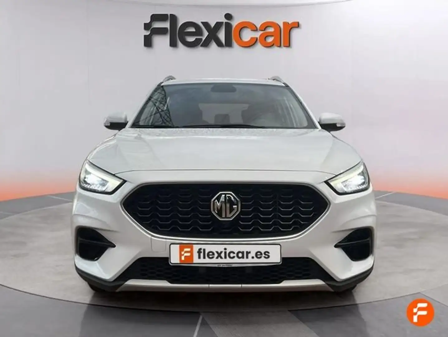 MG ZS 1.5 Comfort Blanco - 2