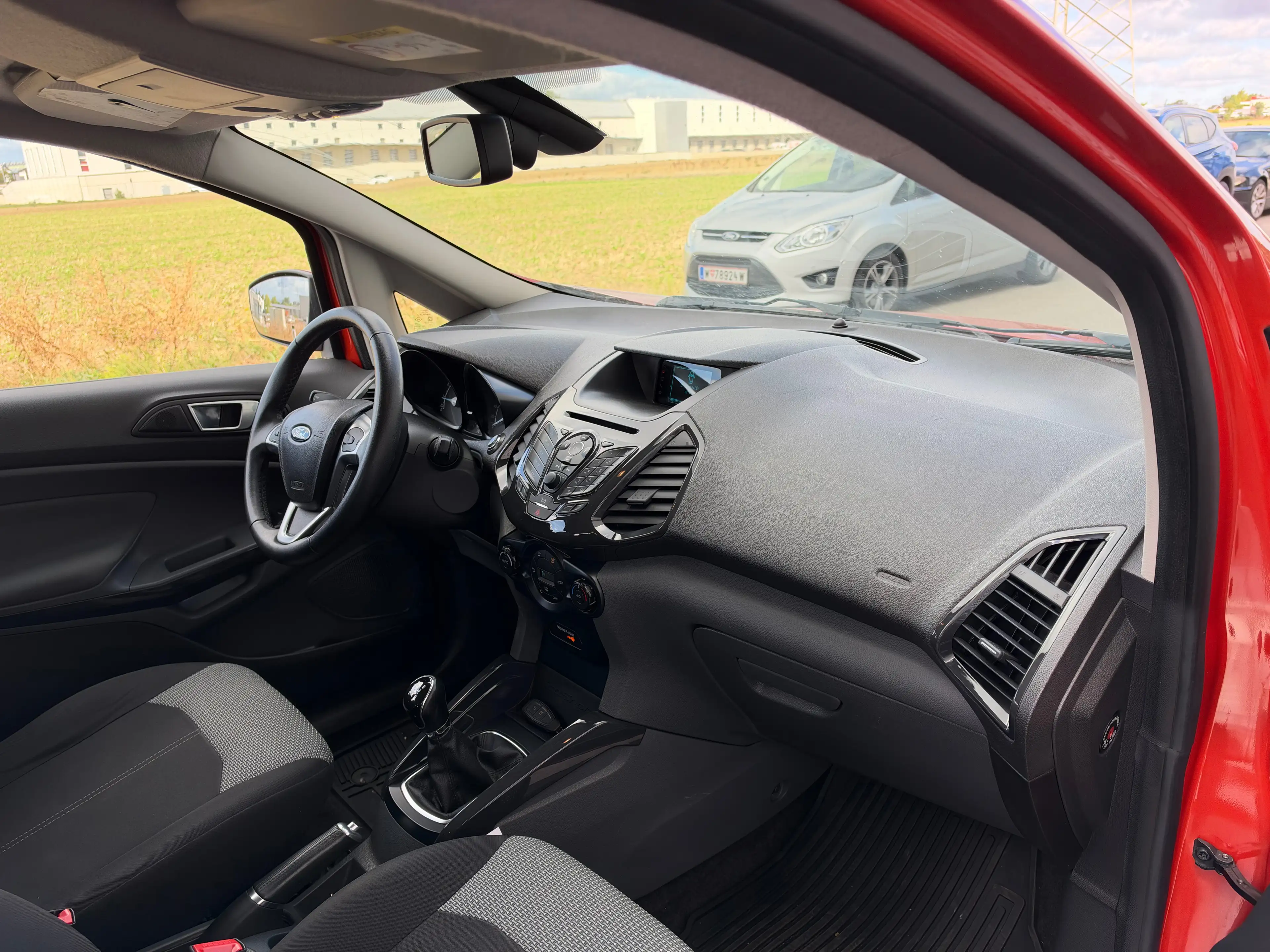 Ford EcoSport 1,0 EcoBoost Titanium ID:56 — photo 9
