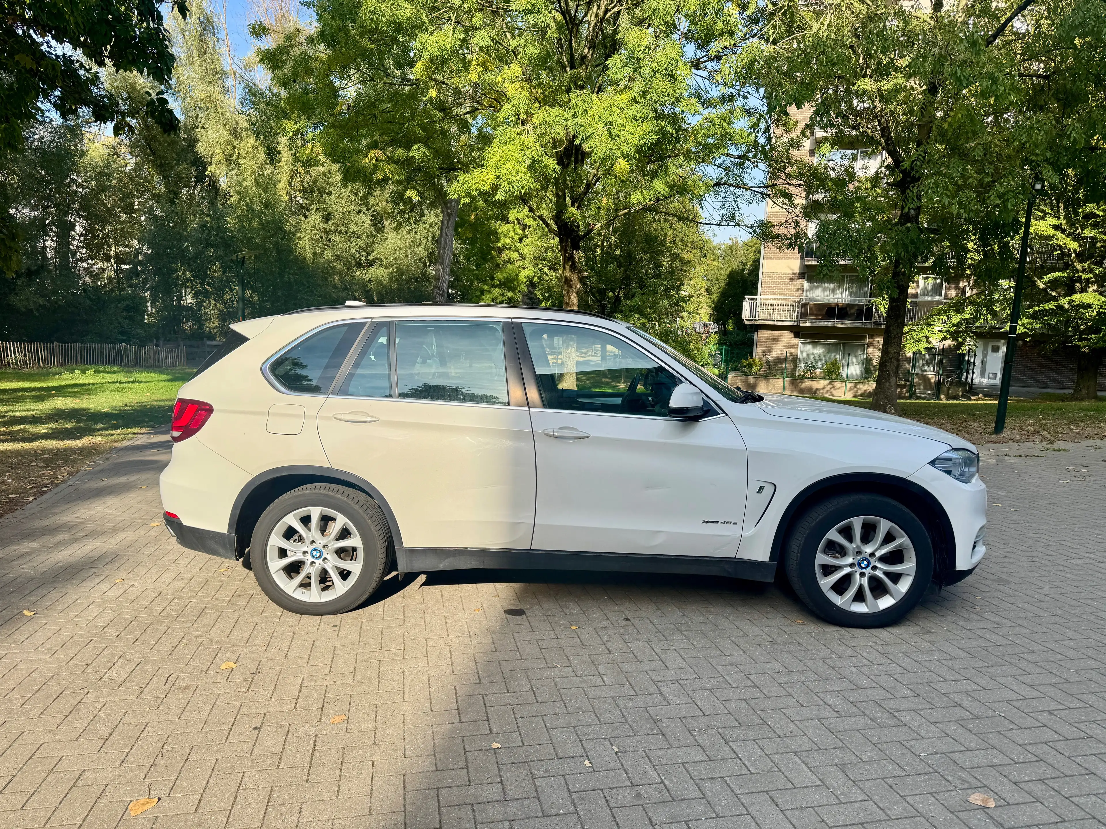 BMW X5 2.0Hybrid Eesence / Électrique — photo 2