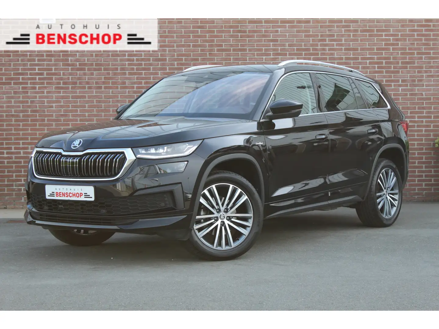 Skoda Kodiaq 1.5 TSI 150PK DSG Laurin & Klement Sportline |LEER Noir - 1