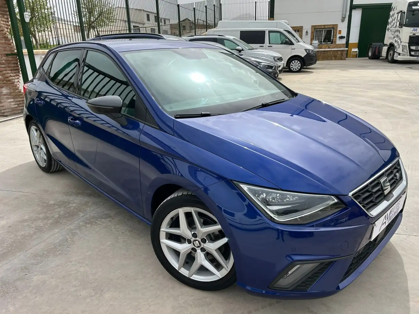 SEAT Ibiza 1.0 TSI S&S FR 115 Azul - 1