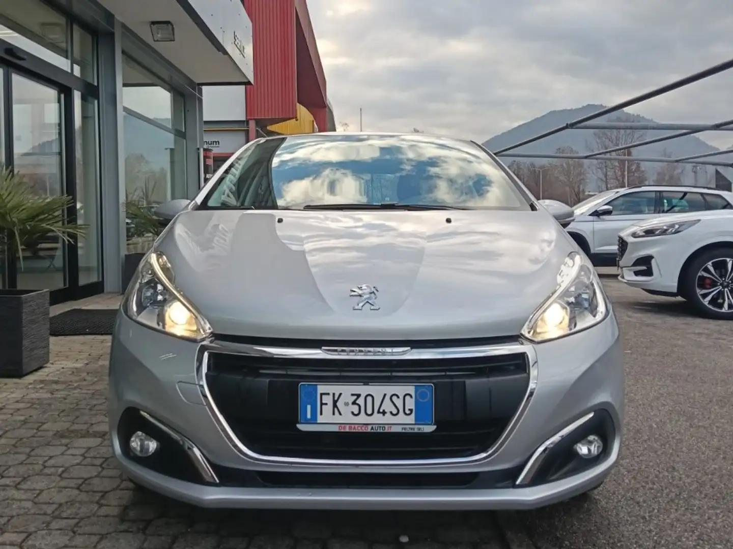 Peugeot 208 82 CV 5 porte Active Pack (OK NEOPATENTATI) Argento - 2