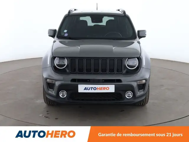 Jeep Renegade view 9