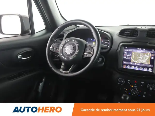 Jeep Renegade view 13