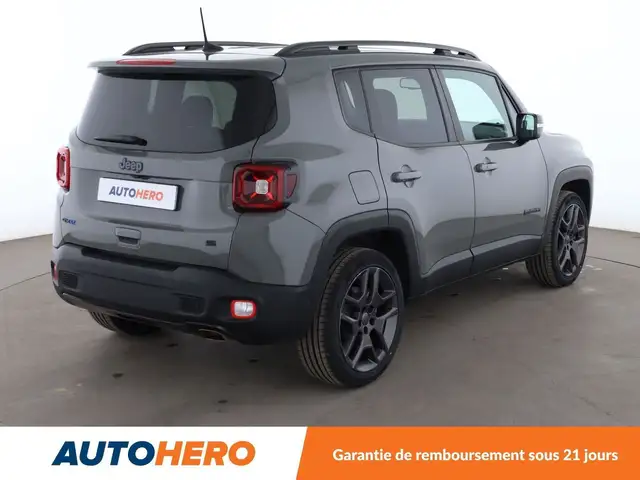 Jeep Renegade view 6