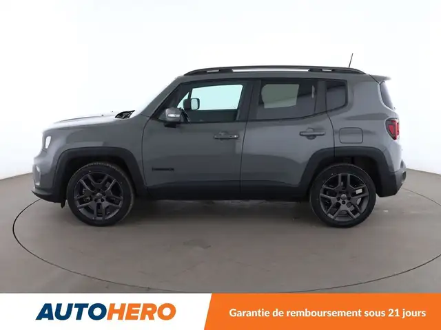 Jeep Renegade view 3
