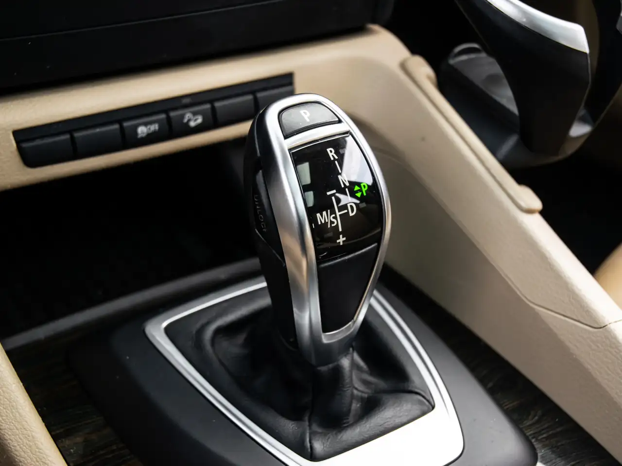 BMW X1 снимка BMW X1