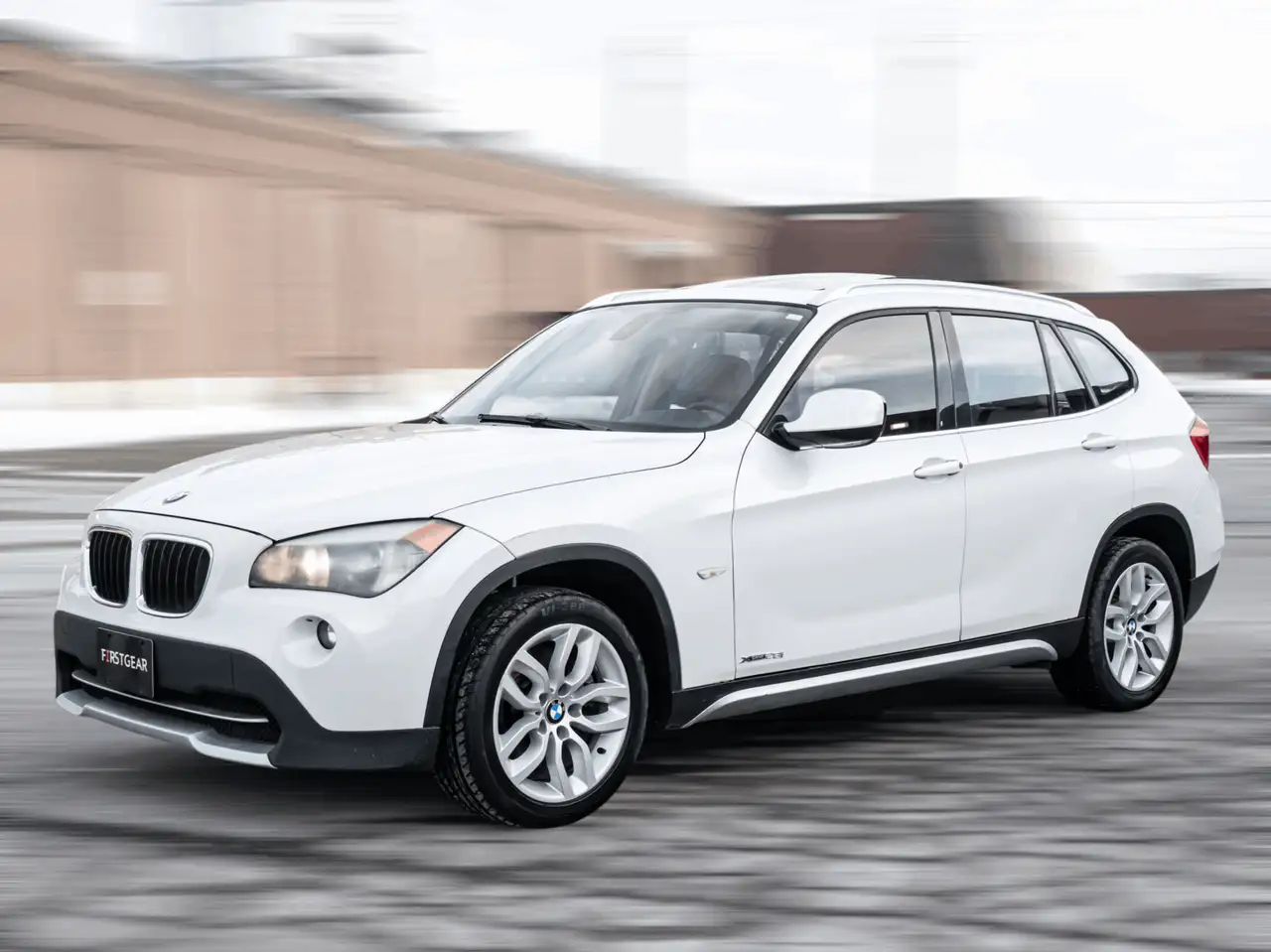 BMW X1 снимка BMW X1
