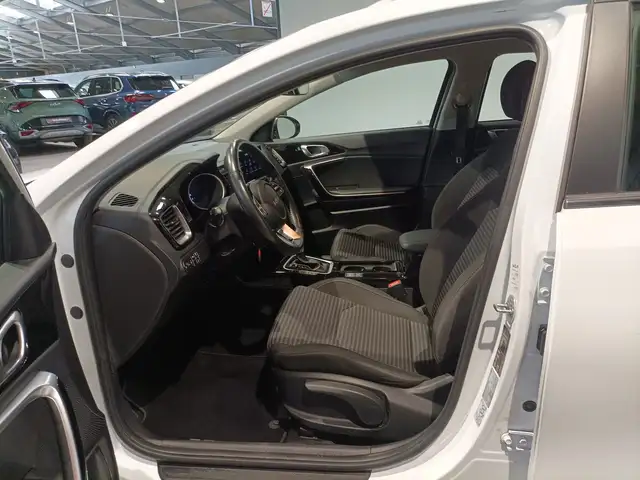 Kia Ceed view 8
