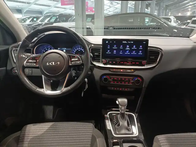 Kia Ceed view 9