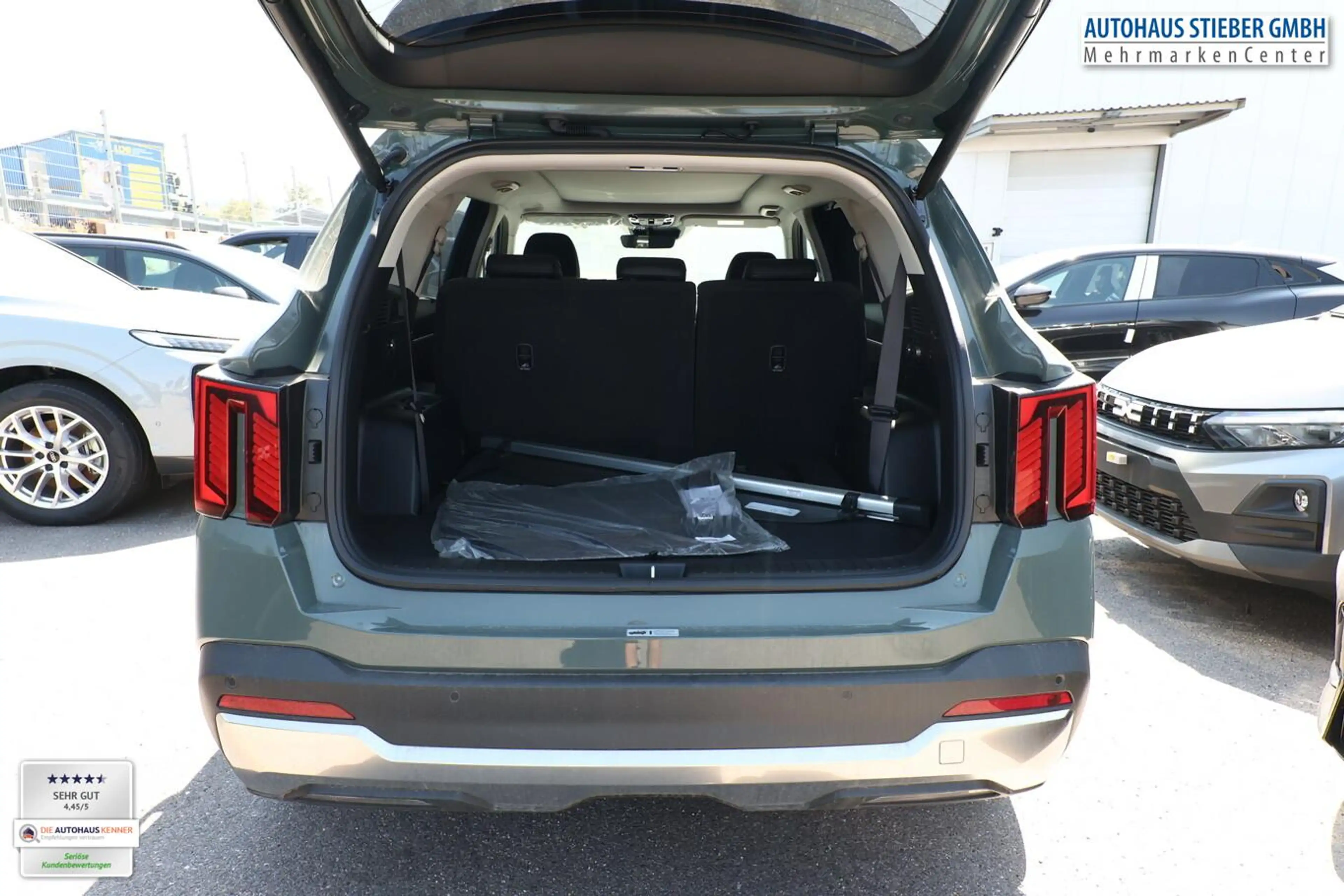 Kia Sorento 4WD 7S Pano Bose HUD eHK ACC SHZ Nav Kam 142 kW... — photo 11