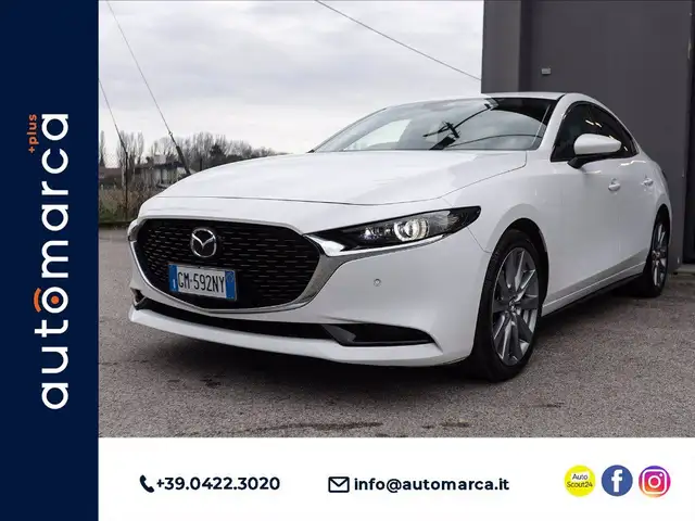 Mazda 3 4p 2.0 m-hybrid Executive 122cv