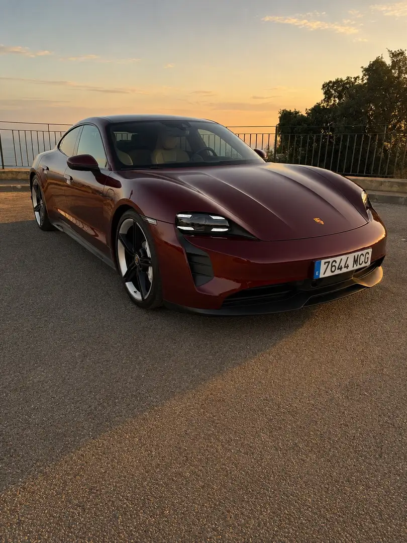 Porsche Taycan 4S Sport Turismo - 1