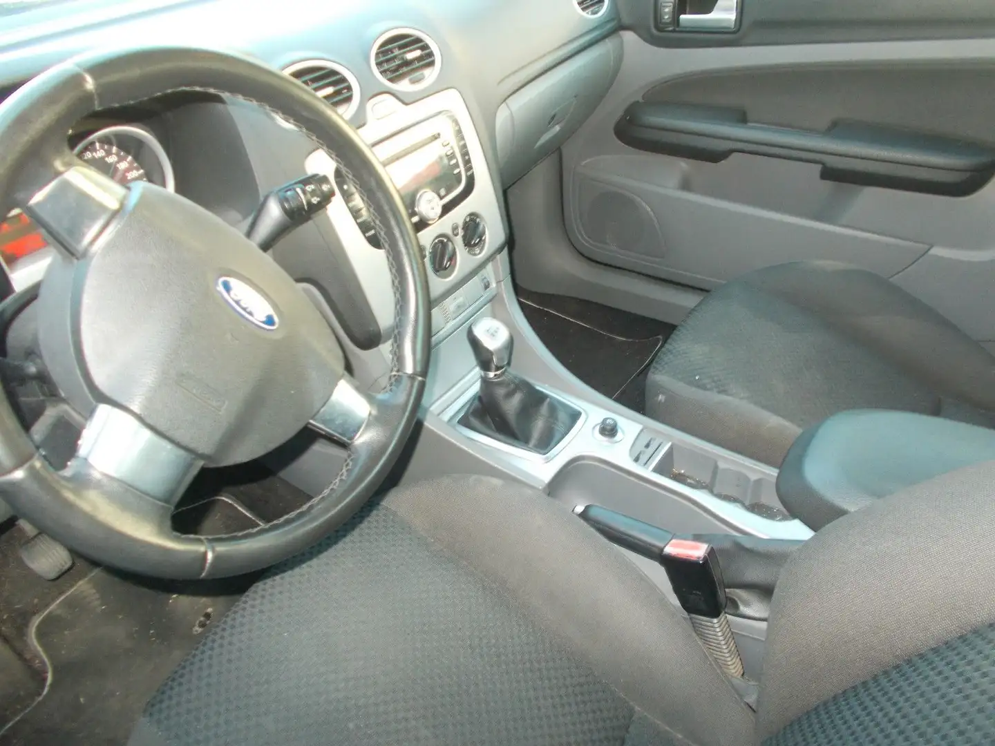 Ford Focus Cabrio Black Magic-Klima-Alu Felgen Schwarz - 2