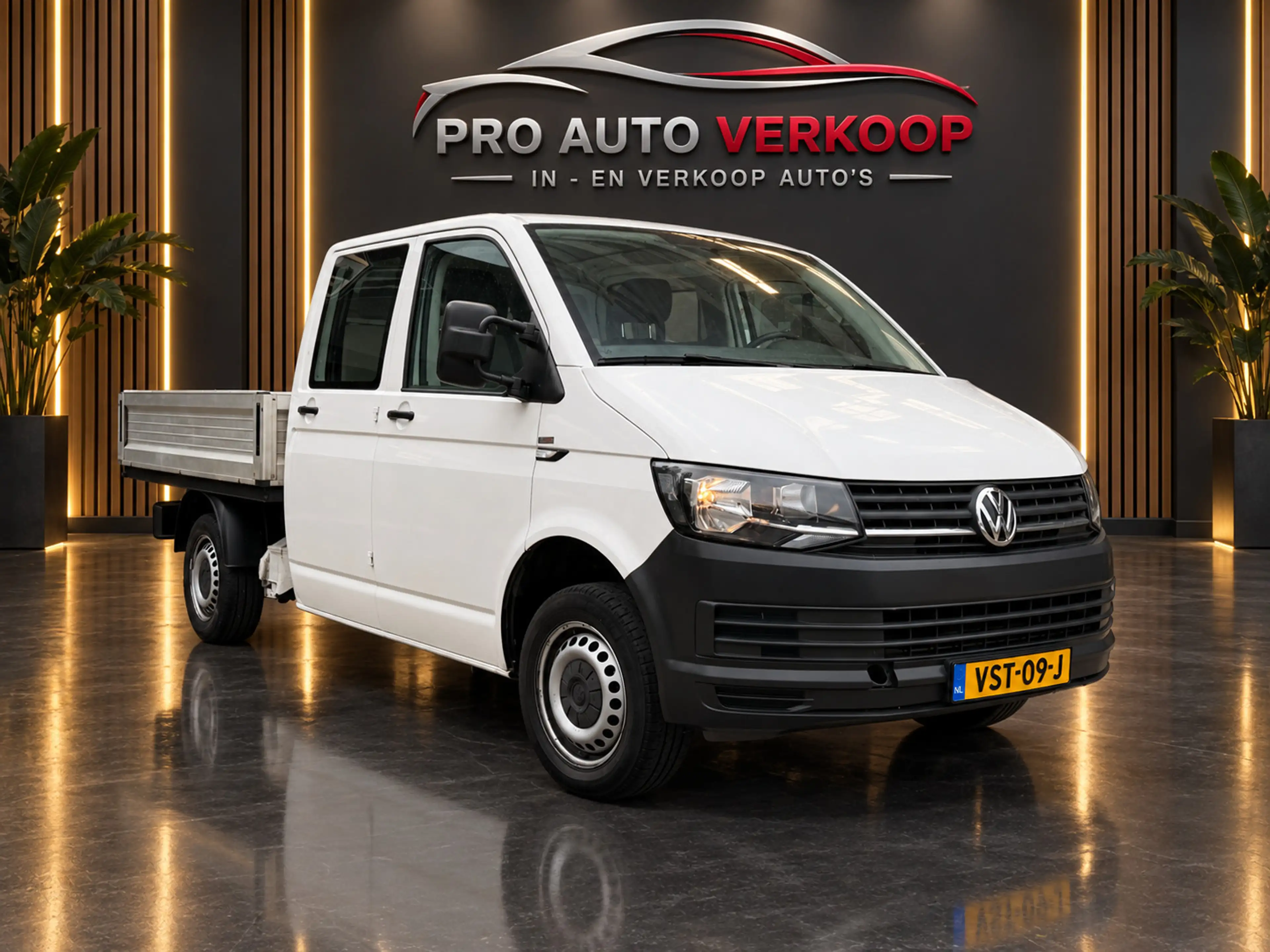 Volkswagen Transporter 2.0 TDI L2H1 DC Pickup goed onderhouden — photo 6