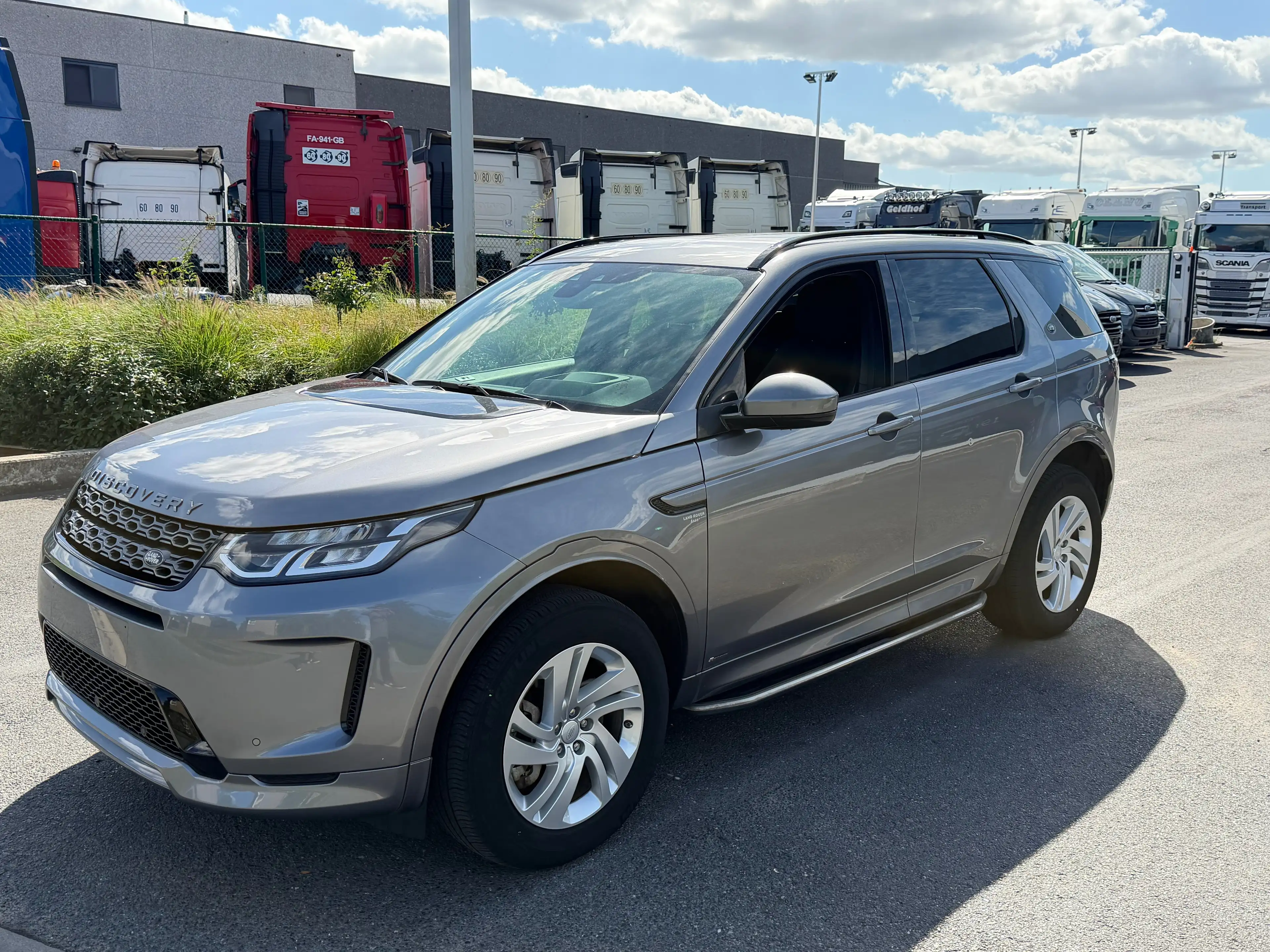 Land Rover Discovery Sport Discovery Sport 2.0 TD4 MHEV 4WD R-Dynamic — photo 10