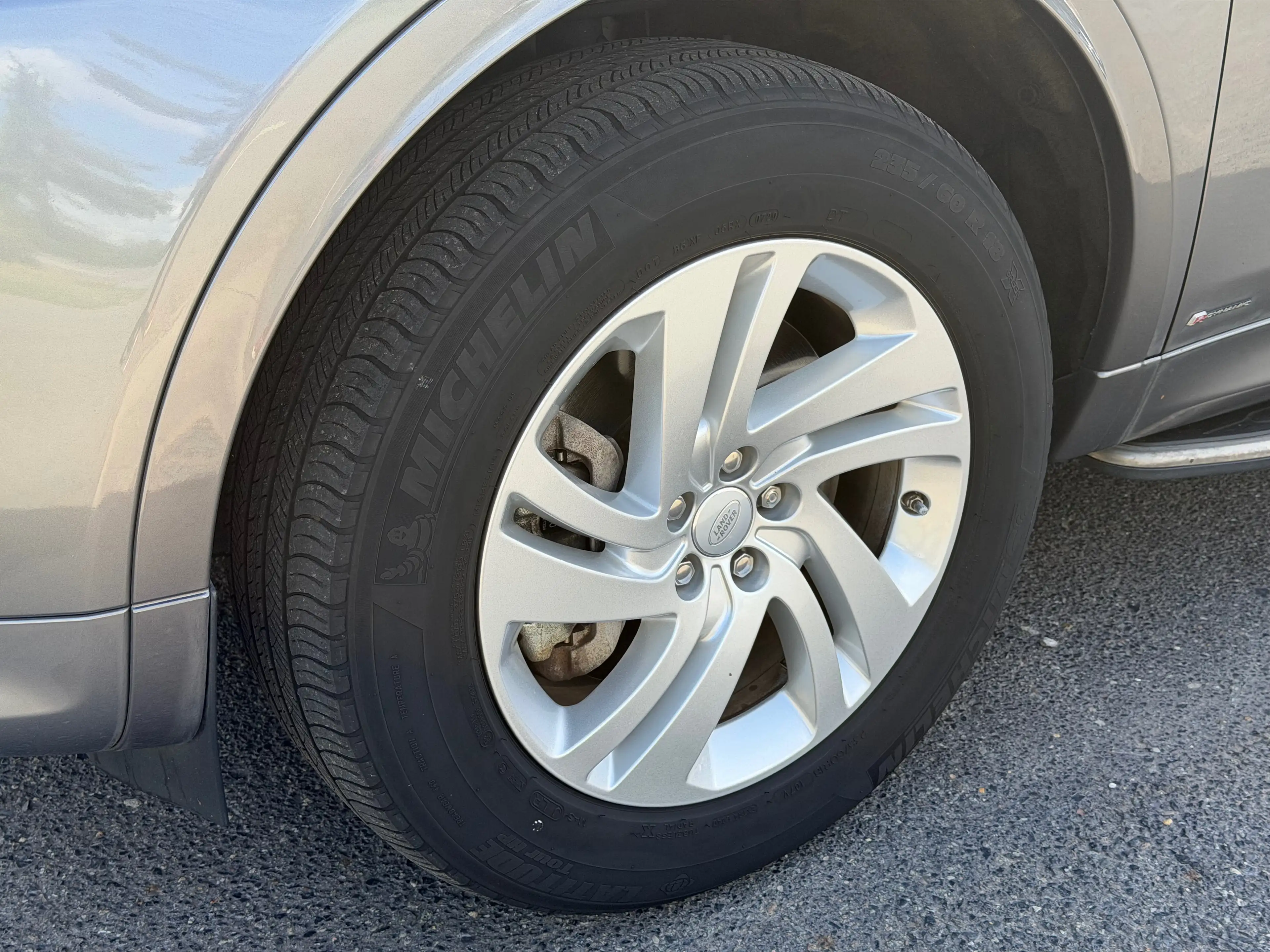 Land Rover Discovery Sport Discovery Sport 2.0 TD4 MHEV 4WD R-Dynamic — photo 6