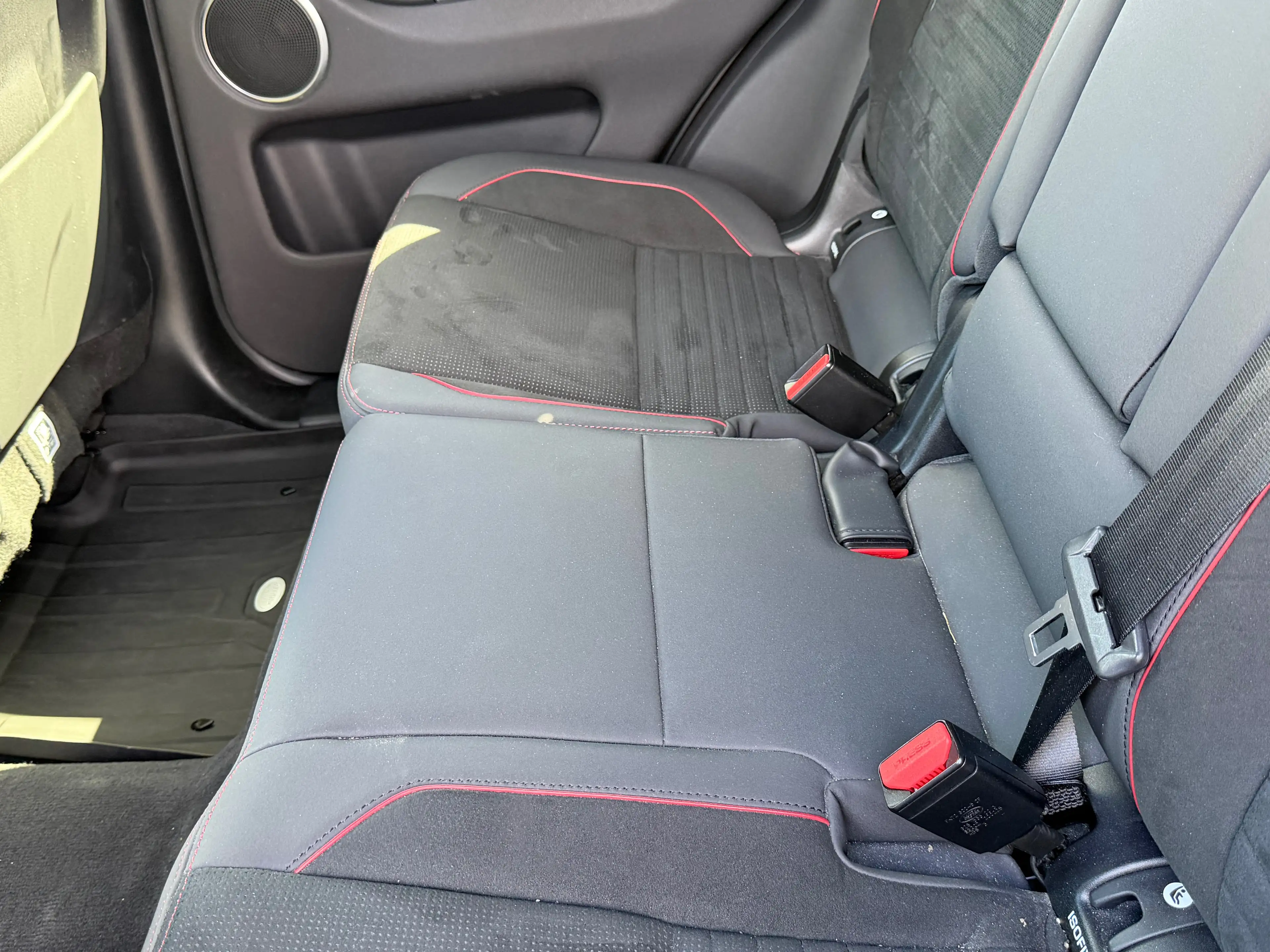 Land Rover Discovery Sport Discovery Sport 2.0 TD4 MHEV 4WD R-Dynamic — photo 11