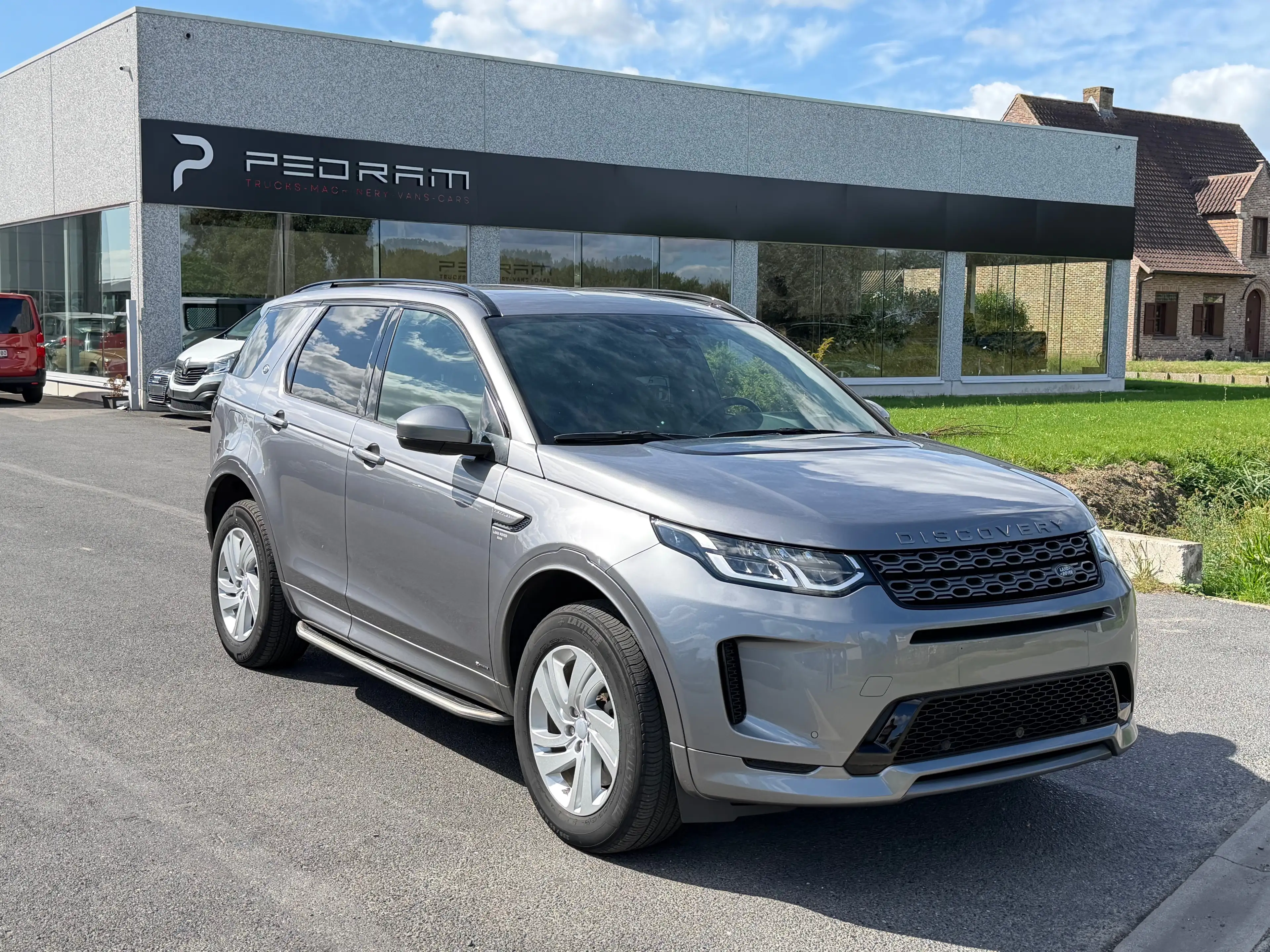 Land Rover Discovery Sport Discovery Sport 2.0 TD4 MHEV 4WD R-Dynamic — photo 2