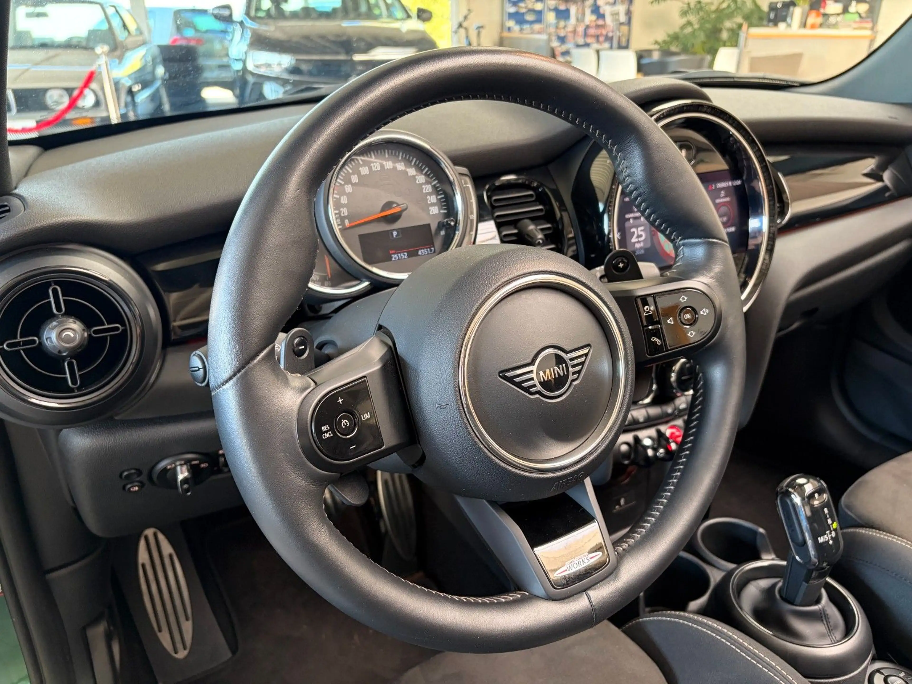 MINI Cooper S Cabrio John Cooper Works/ALCANTARA/LED — photo 15