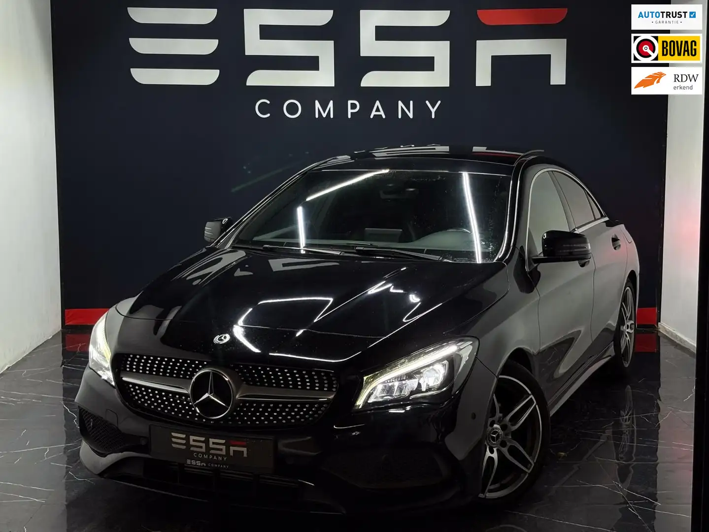 Mercedes-Benz CLA 180 AMG Upgrade Edition NAP Pano Keyless Camera Noir - 1