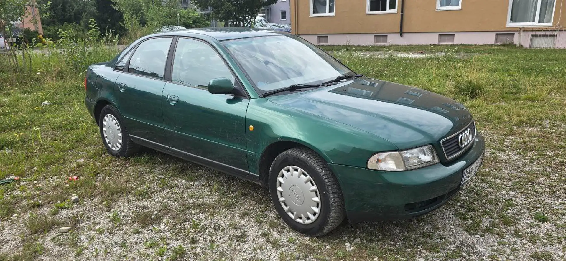 Audi A4 В5 Vert - 1