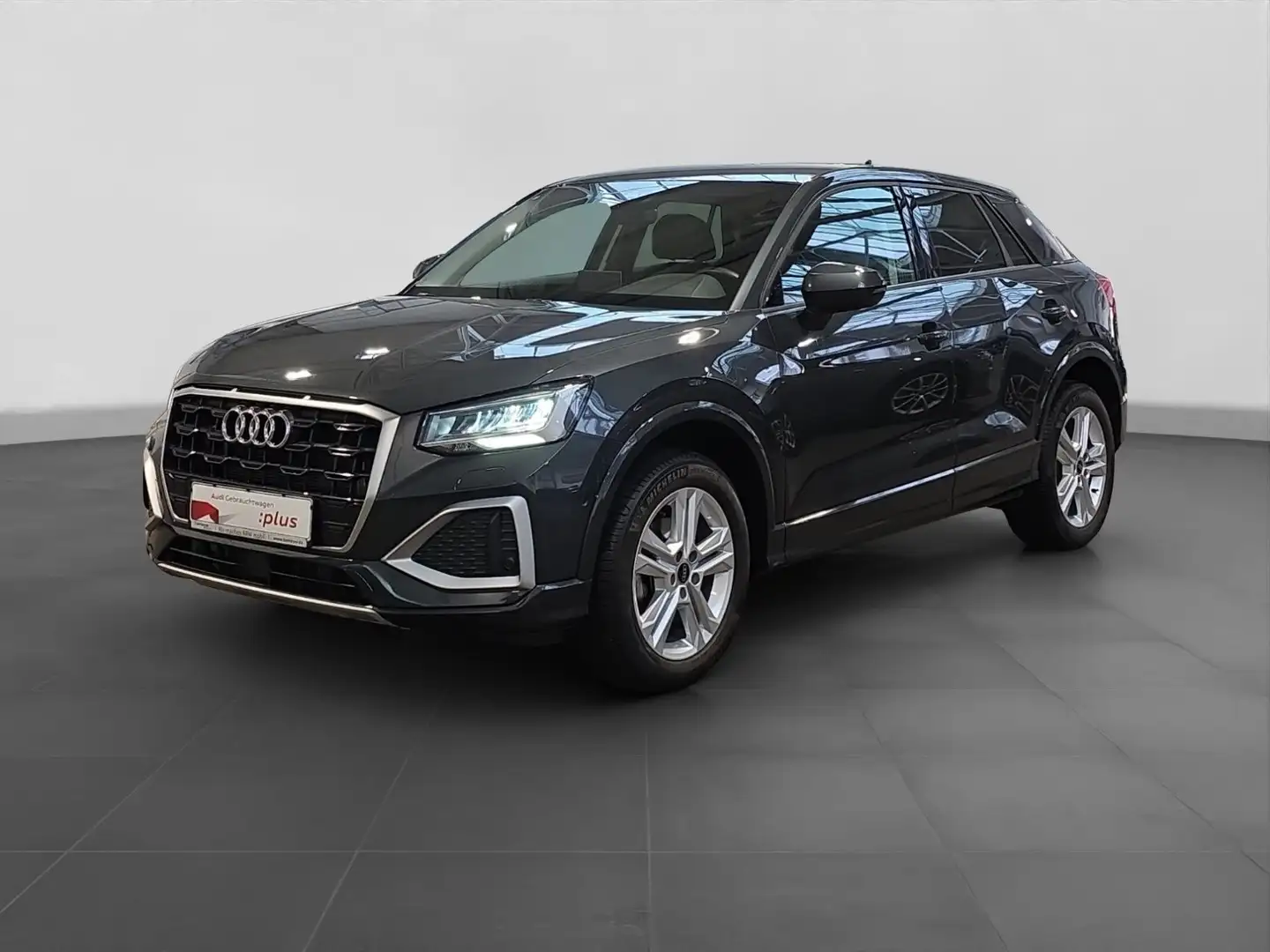 Audi Q2 35 TFSI ADVANCED AHK eKLAPPE DAB+ KAMERA Grau - 2