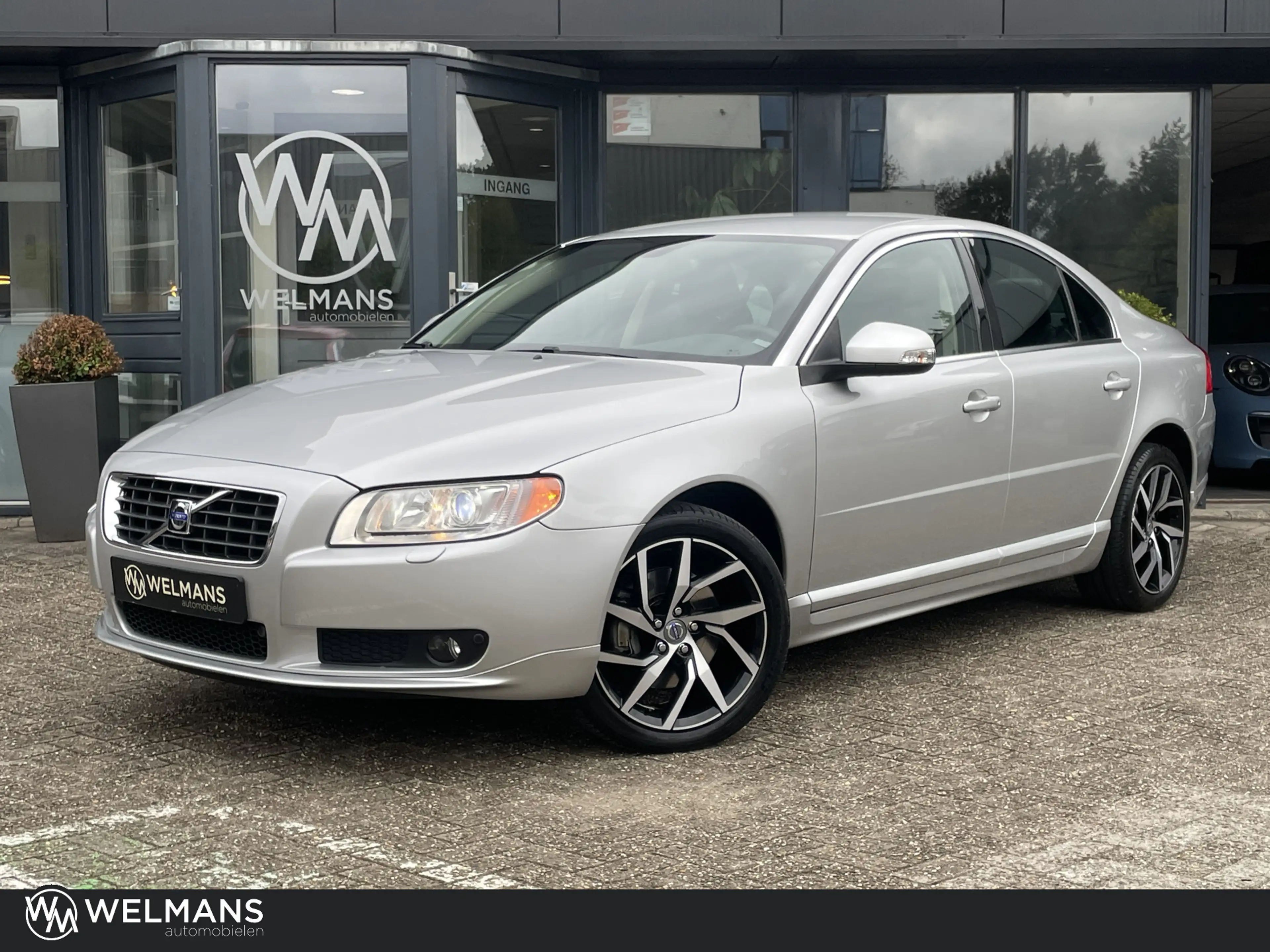 Volvo S80 3.2 Summum Youngtimer | Premium leder | 18 inch |