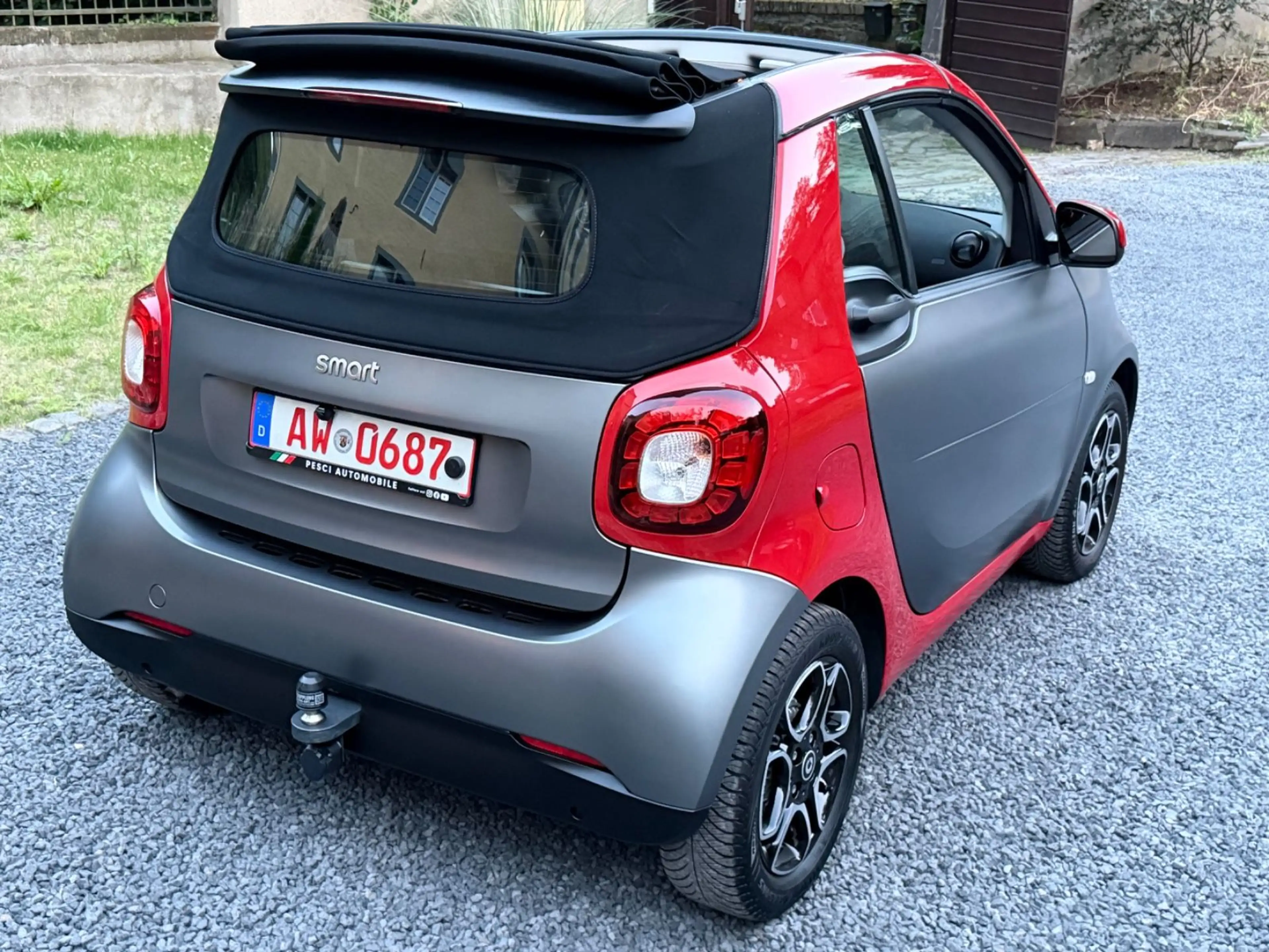 smart forTwo fortwo cabrio Mattgrau AHK Alpine Navi LED — photo 8