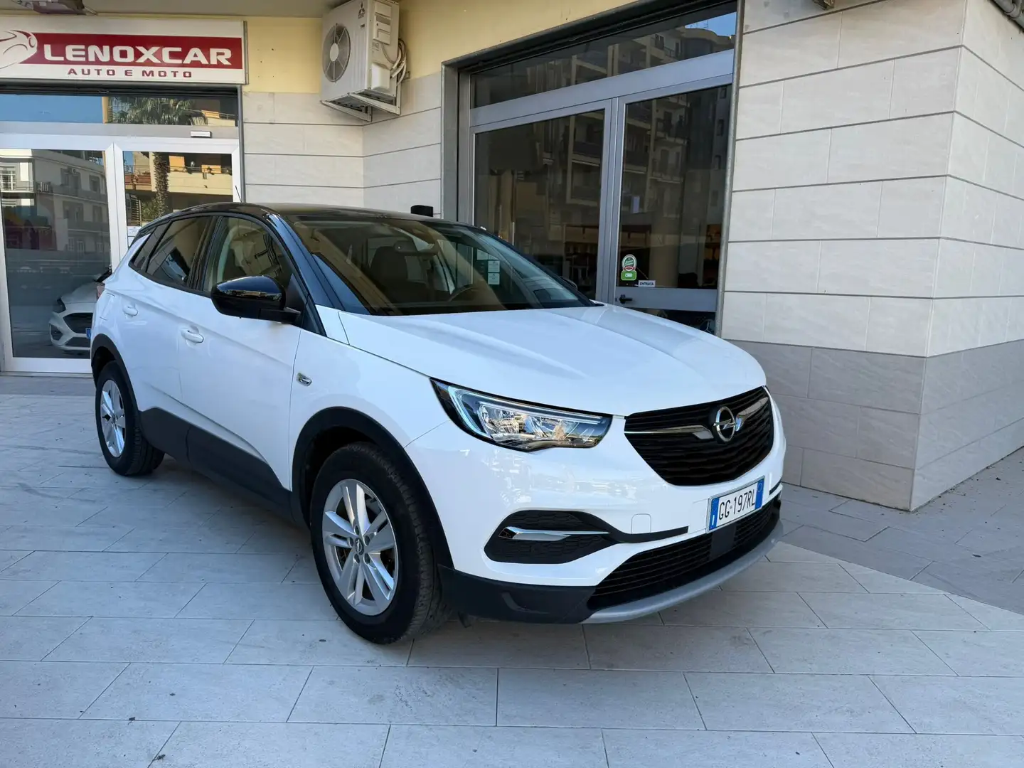Opel Grandland X 1.5 ecotec Elegance s&s 130 CV EAT8 Bianco - 2
