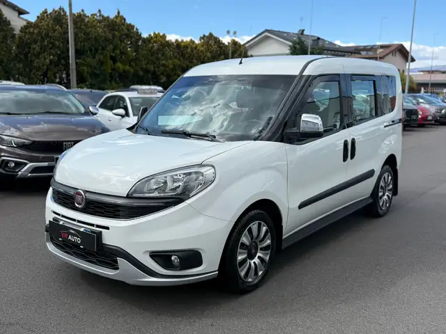 Fiat Doblo 5posti 1.6 mjt 120cv E6 NAVI/DOPPIE GOMME/IVA MARG