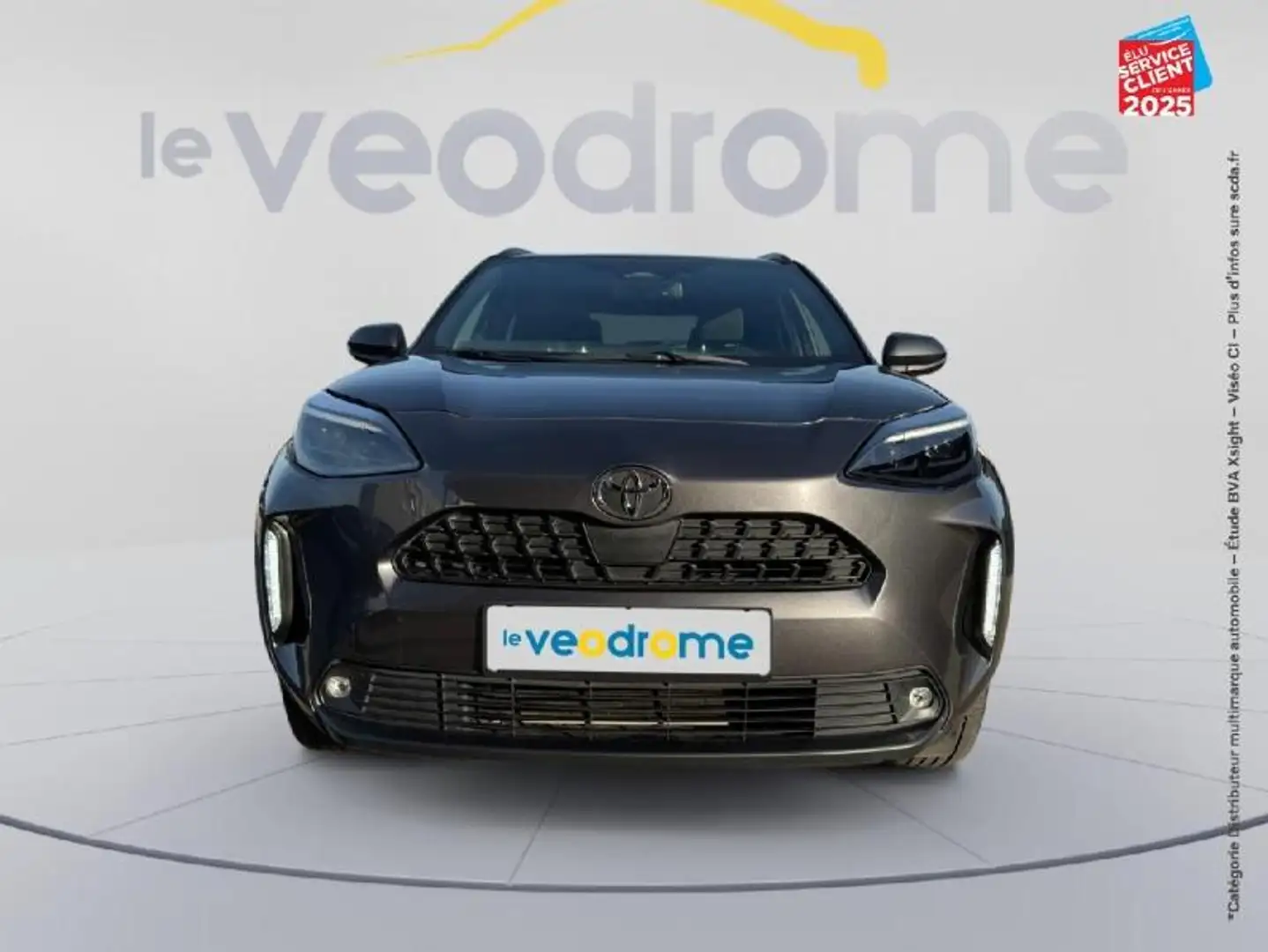 Toyota Yaris Cross 116h Design MC24 Gris - 2