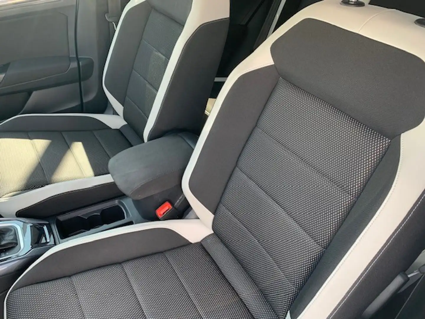 Volkswagen T-Roc SPORT 1.5TSI ACT 150CV DSG7 Blanc - 2