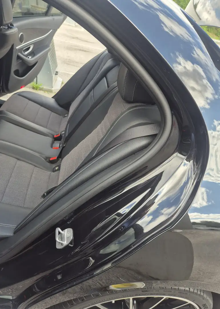 Mercedes-Benz E 220 d Aut. - 2