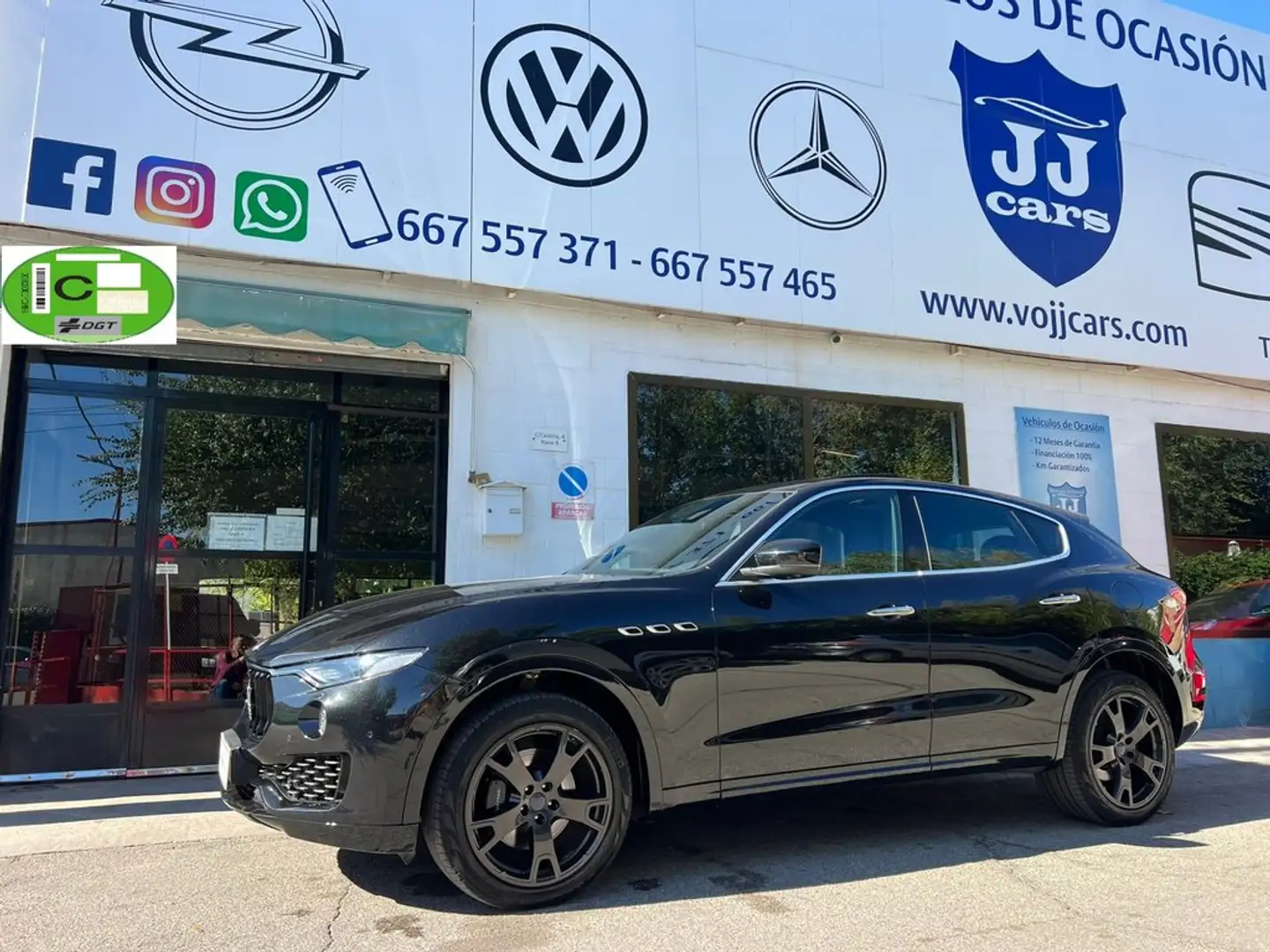 Maserati Levante V6 275 HP D AWD Negro - 1