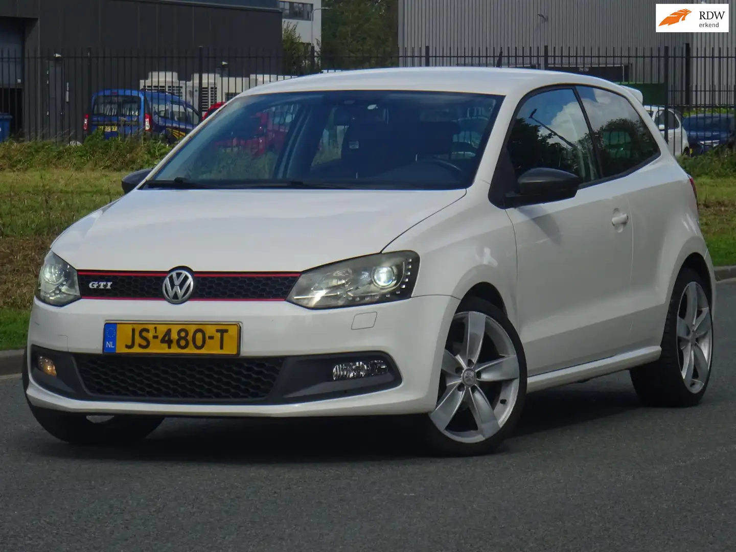 Volkswagen Polo 1.2 TSI GTI-PAKKET BI-XENON/CARPLAY/PDC/APK Wit - 1