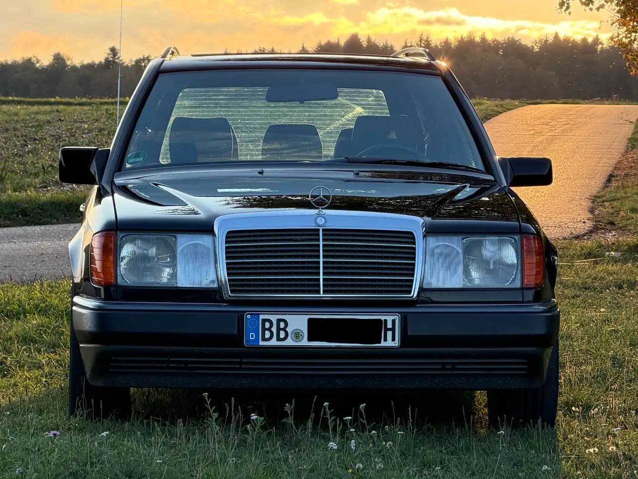 Mercedes-Benz E 230