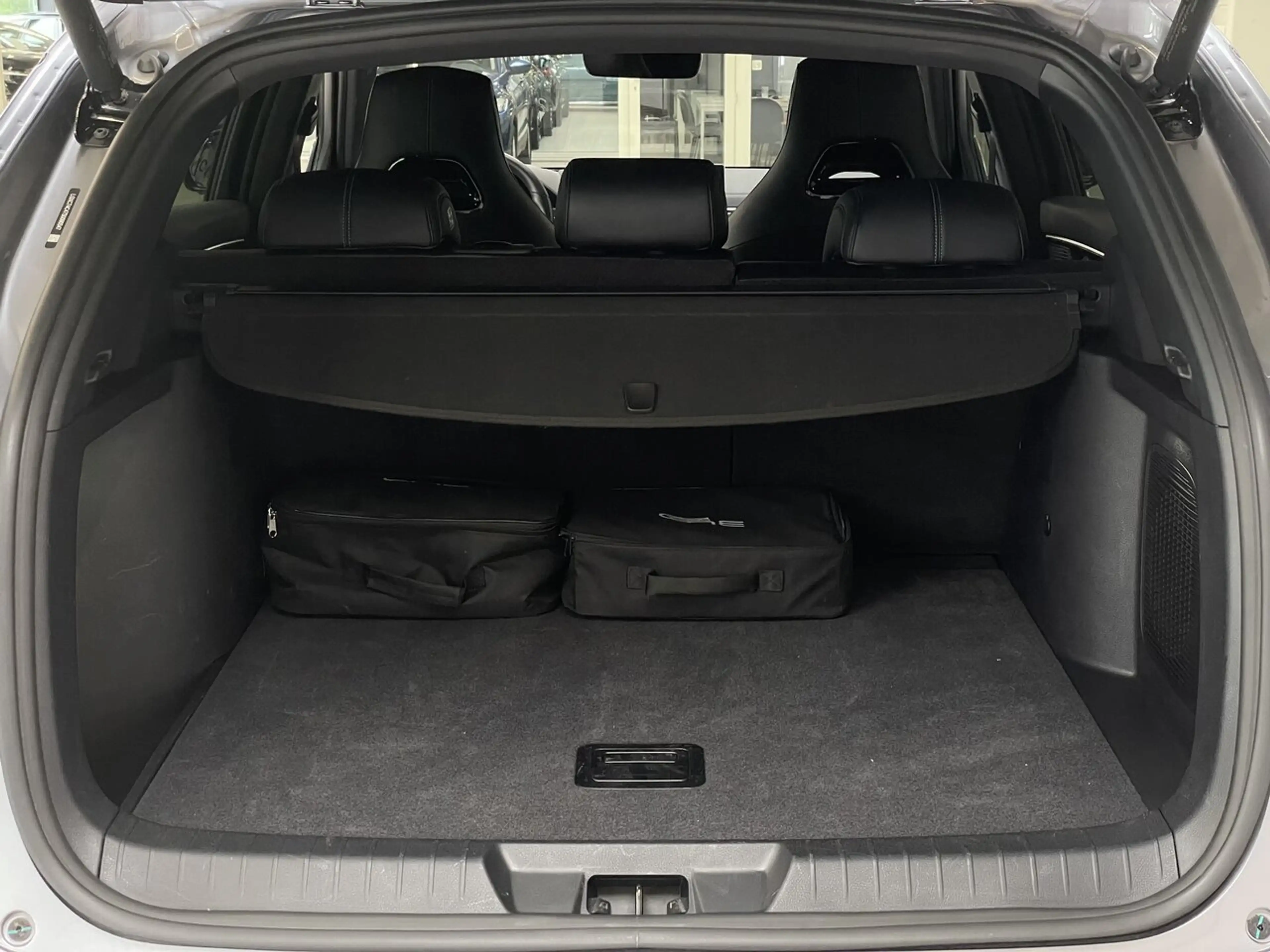 BYD Seal U DM-i Comfort comfort --> 120 km elektrisch — photo 9
