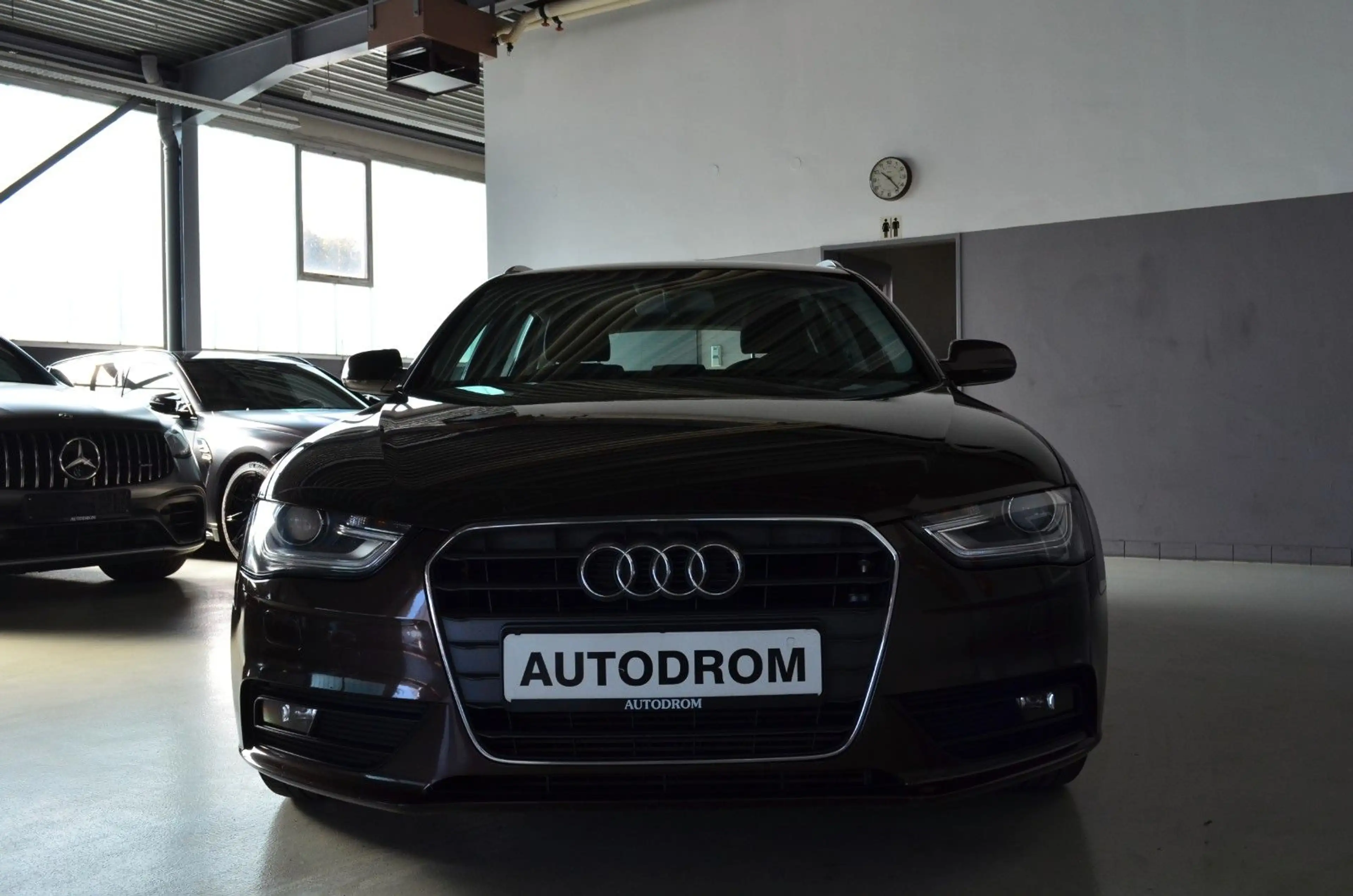 Audi A4 Avant Ambition MMI/SHZ — photo 4
