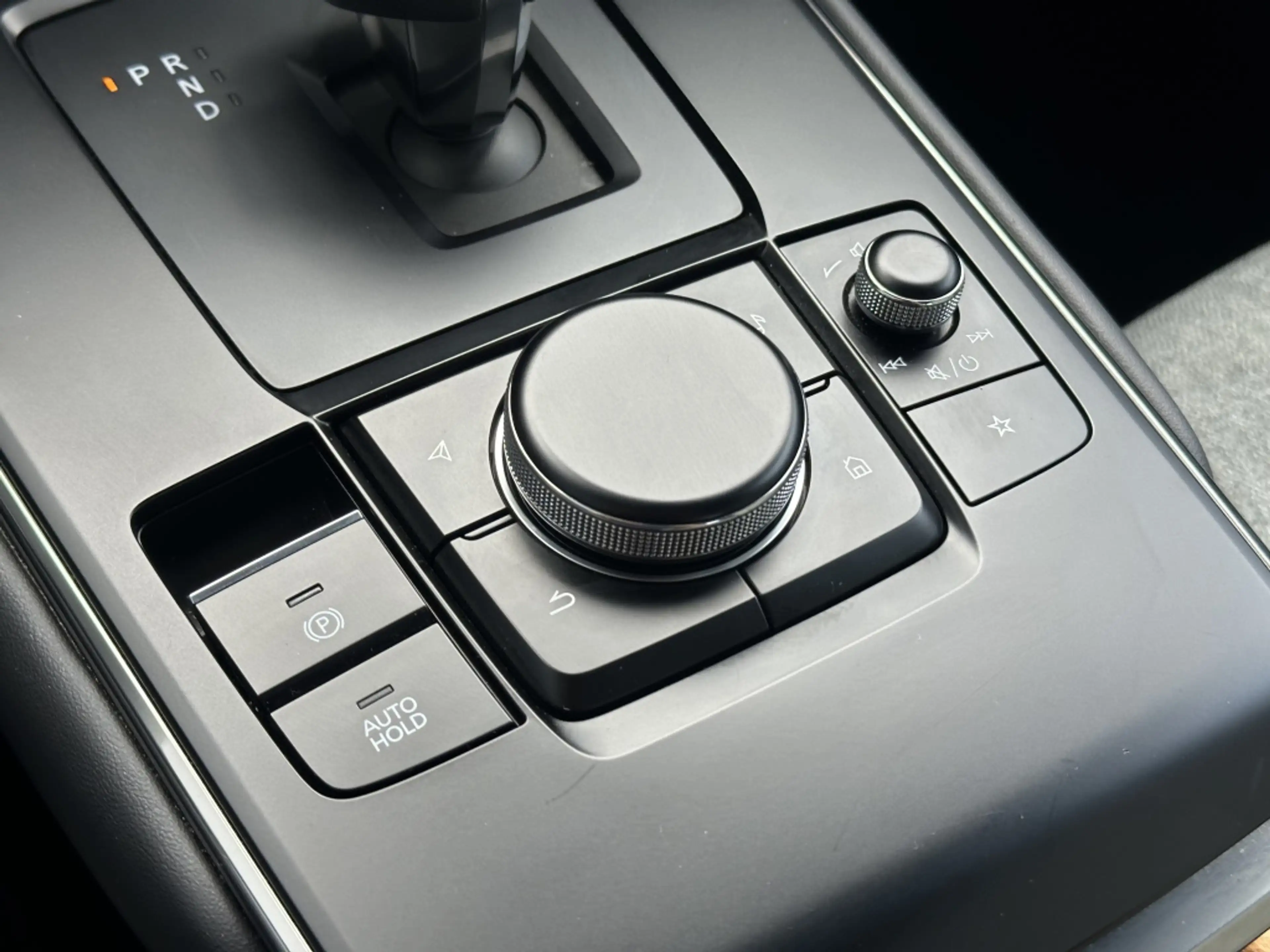 Mazda MX-30 e-SkyActiv 145PK Comfort — photo 24