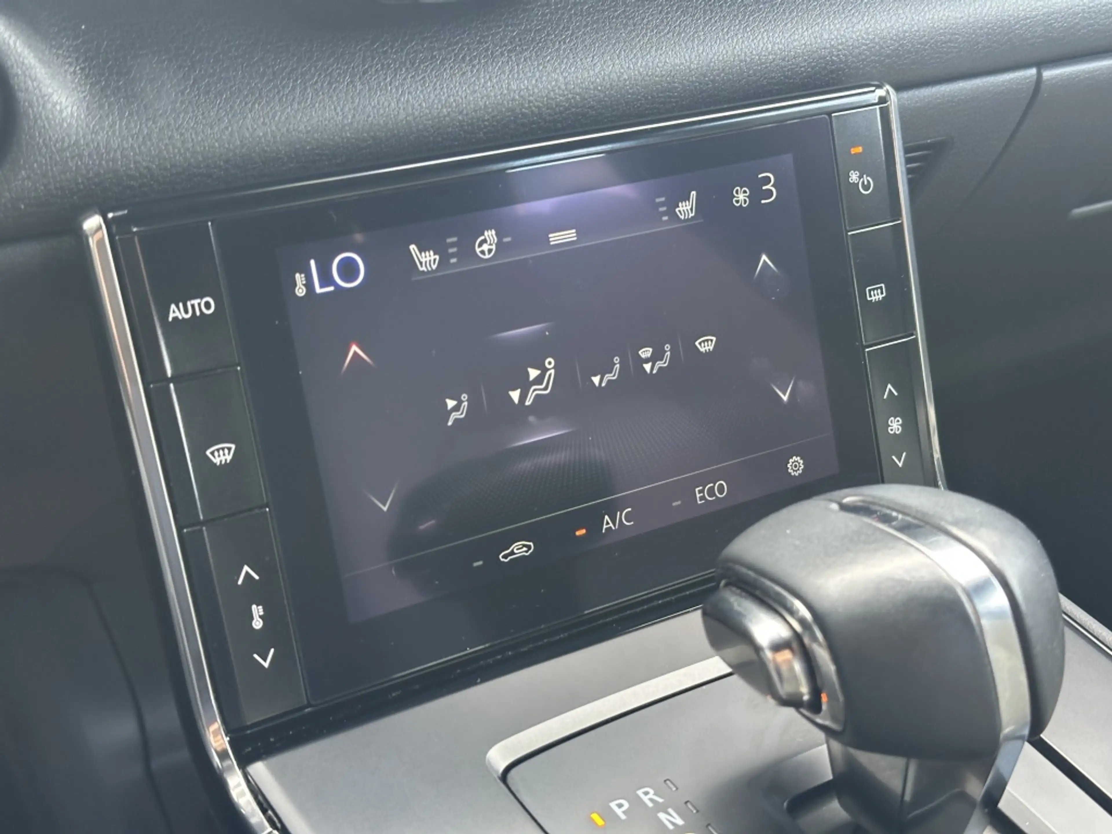 Mazda MX-30 e-SkyActiv 145PK Comfort — photo 30