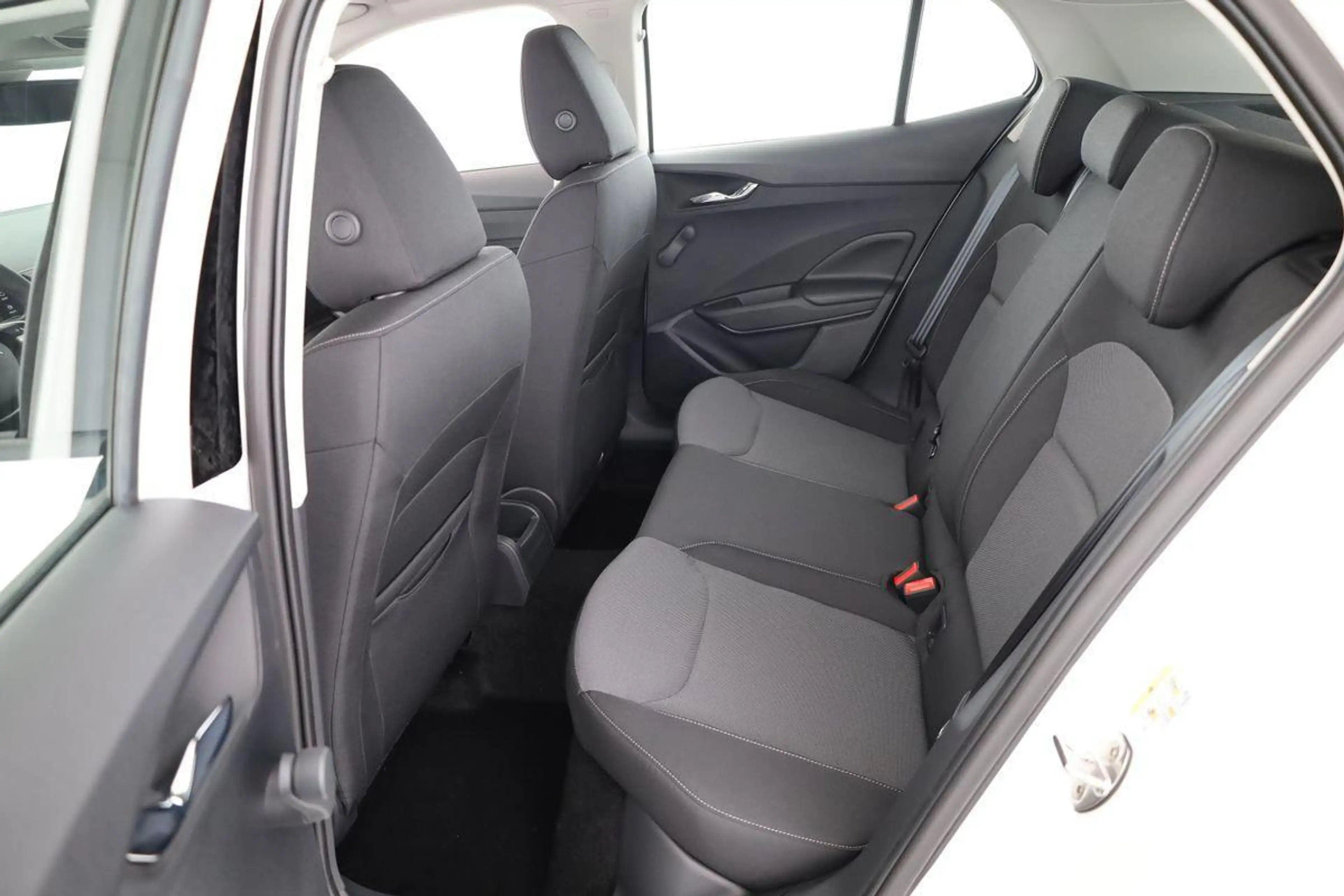 Skoda Fabia Selection 1.0 TSI Selection, Tempomat, Park, Wi... — photo 11