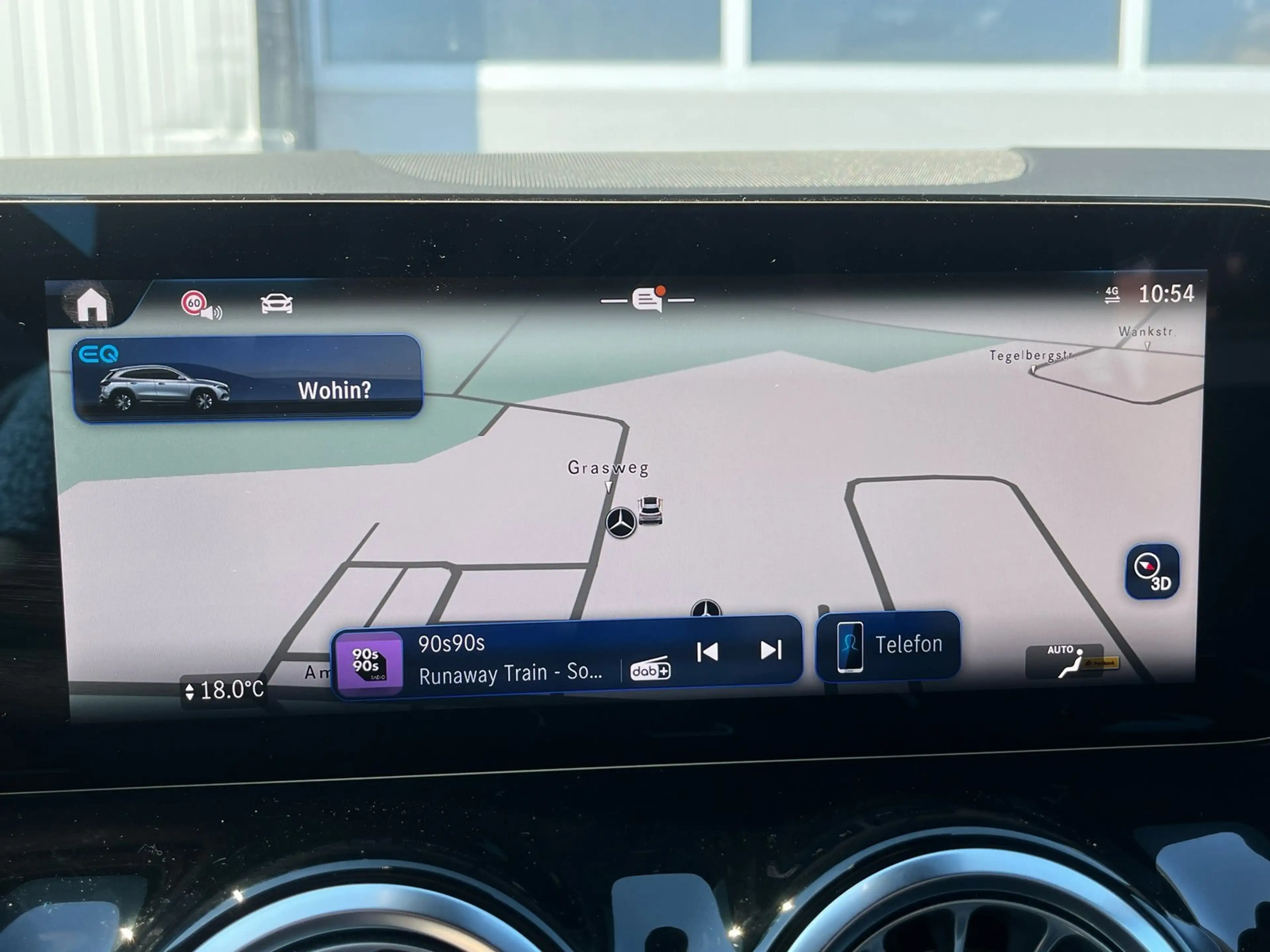 Mercedes-Benz EQA 250 + Progressive Adv./Distronic/WinterP/Flex — photo 10
