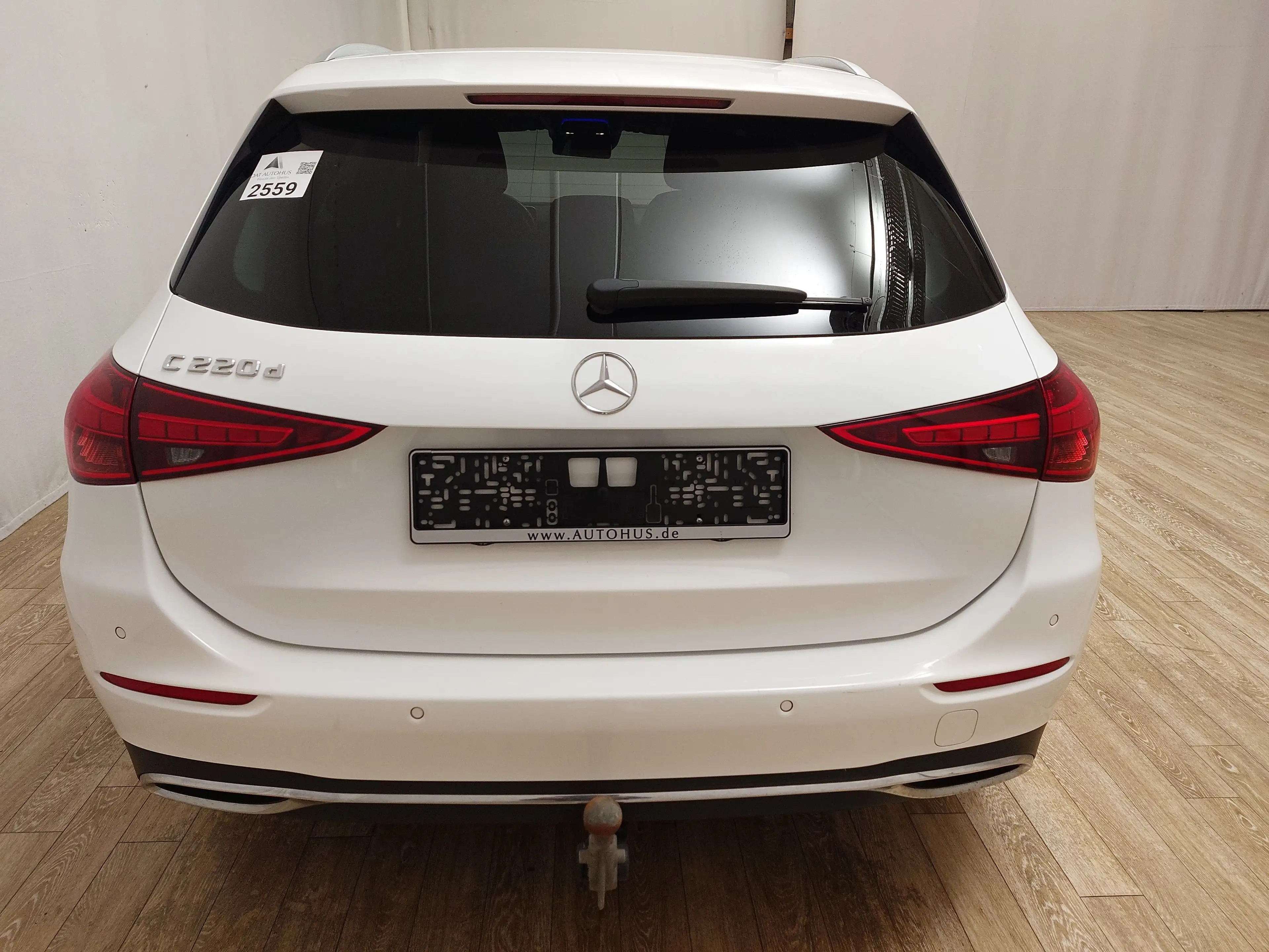 Mercedes-Benz C 220 MB C 220 T d Avantgarde Leder Navi LED AHK 360° — photo 14