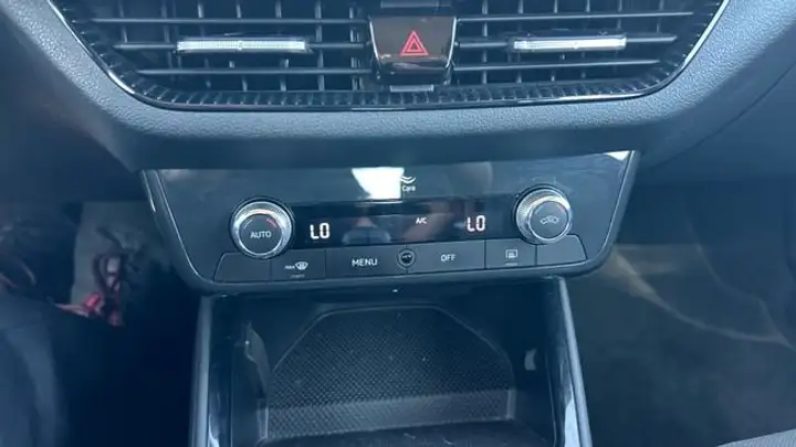 Škoda Fabia 1.0 TSI Style (2022-) 2022, foto 8