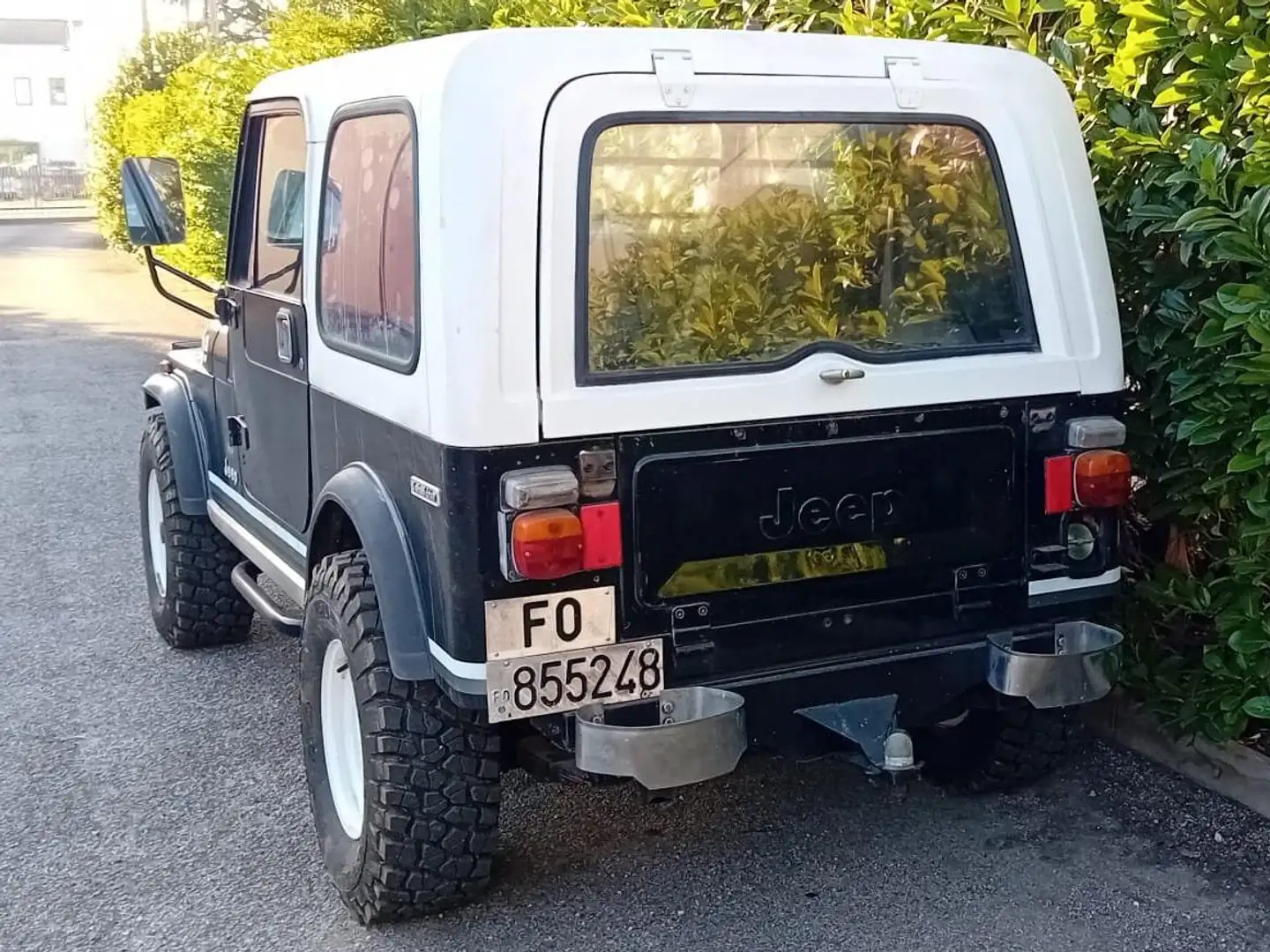 Jeep CJ-7 Renegade Černá - 2